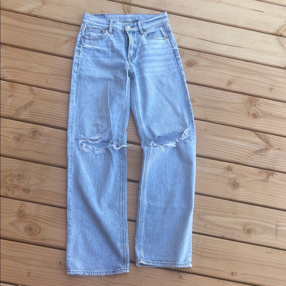 American Eagle Outfitters Light Wash Distressed Straight Leg Jeans